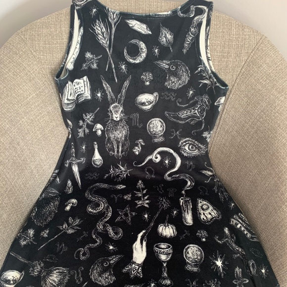 Brett Manning Dress SIZE Medium - Picture 7 of 9